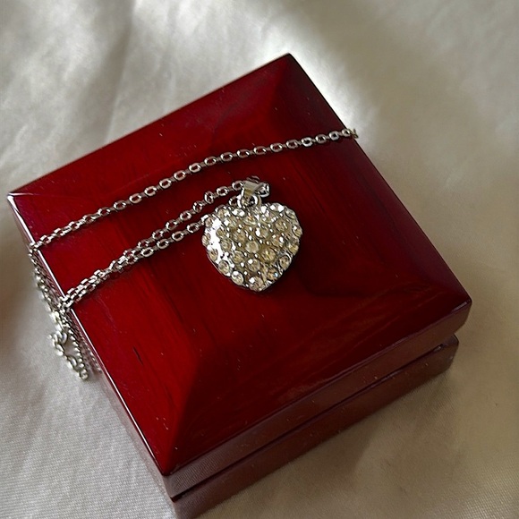 Romantic Silver Heart Pavé Rhinestone Pendant 18” Necklace - Picture 11 of 11